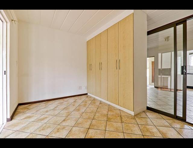 1 BEDROOM APARTMENT FOR SALE IN NOORDHANG